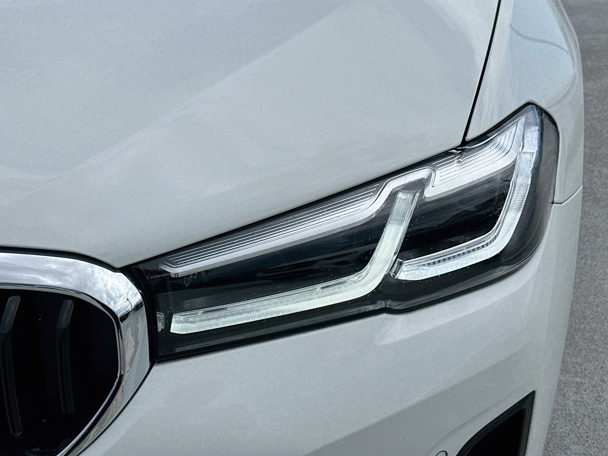 Used 2023 BMW 530i w/ Premium Package RWD image 32