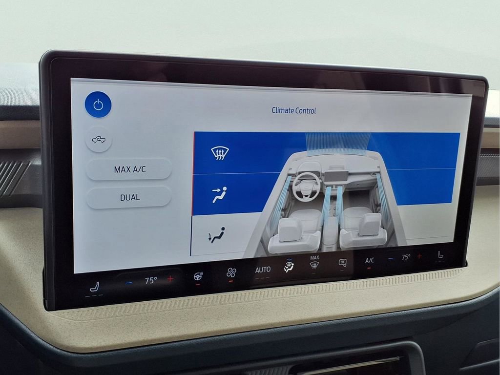 New 2026 Ford Maverick Lariat w/ 4K Tow Package image 7