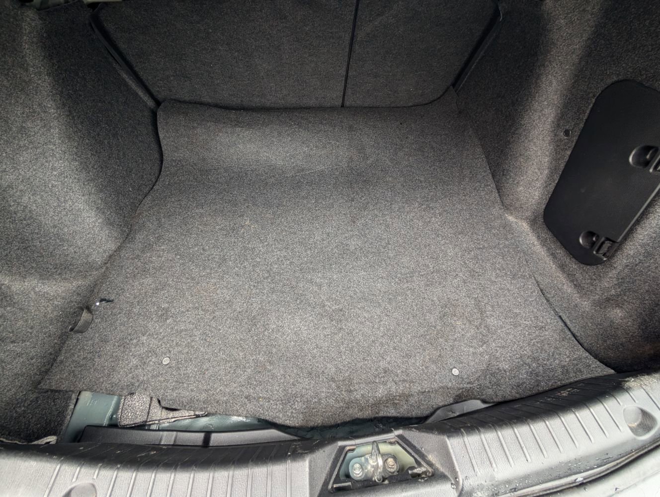 Used 2017 MAZDA MAZDA3 Touring w/ Popular Equipment Package FWD image 19