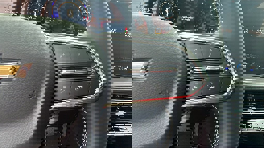 New 2026 Chevrolet Traverse LT w/ Sun and Wheel Package image 23