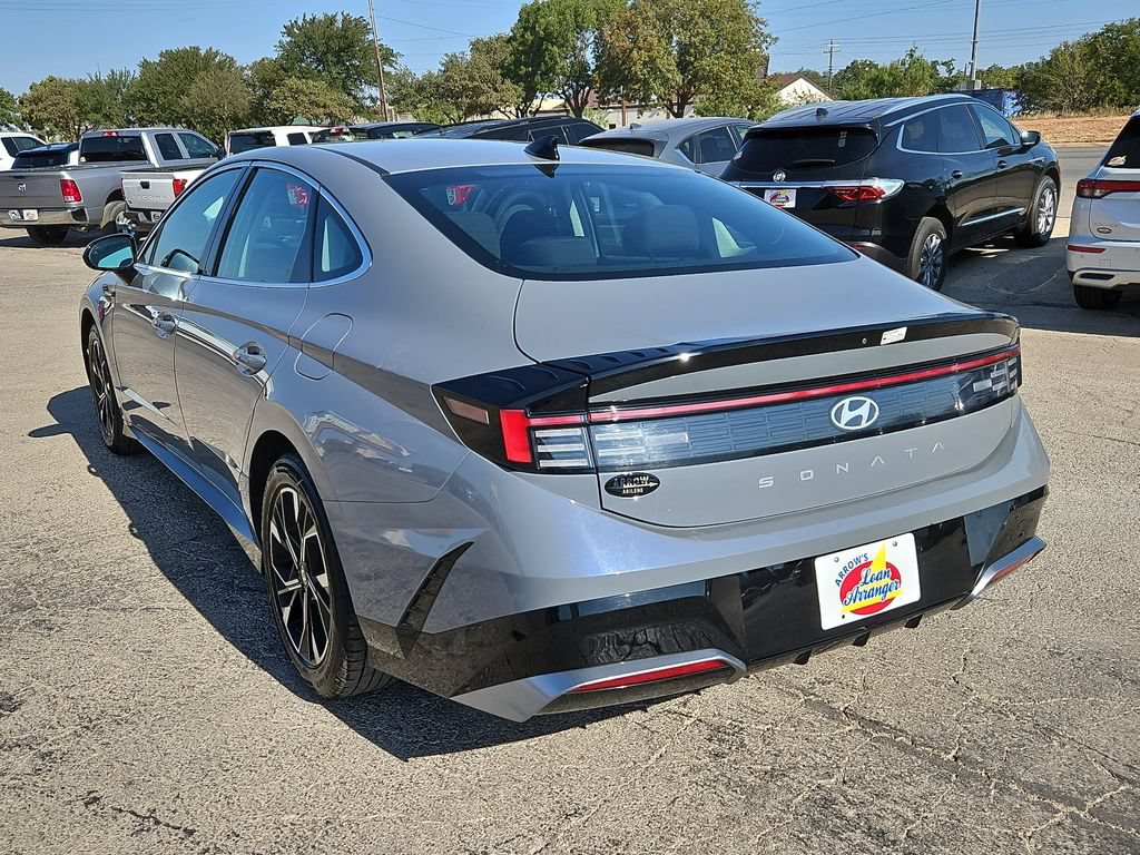 Used 2024 Hyundai Sonata SEL FWD image 8