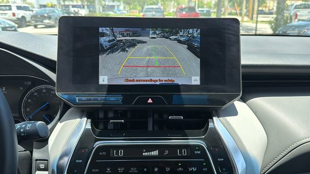 Certified 2023 Toyota Venza XLE AWD/4WD image 24