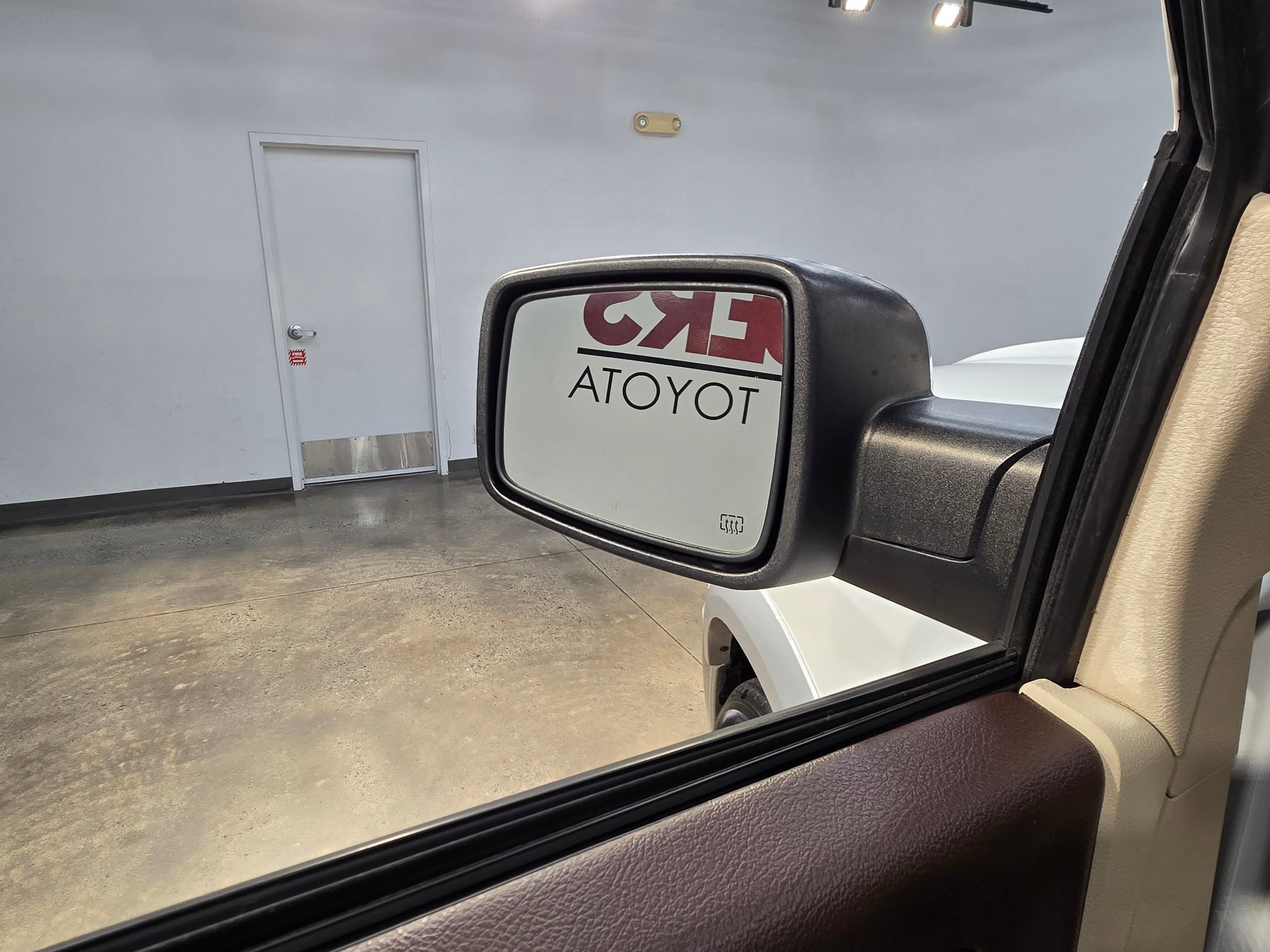 Used 2017 RAM 1500 Laramie image 24