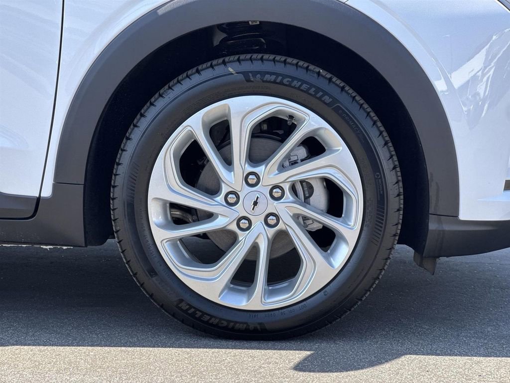 New 2027 Chevrolet Bolt LT w/ Comfort Package image 34