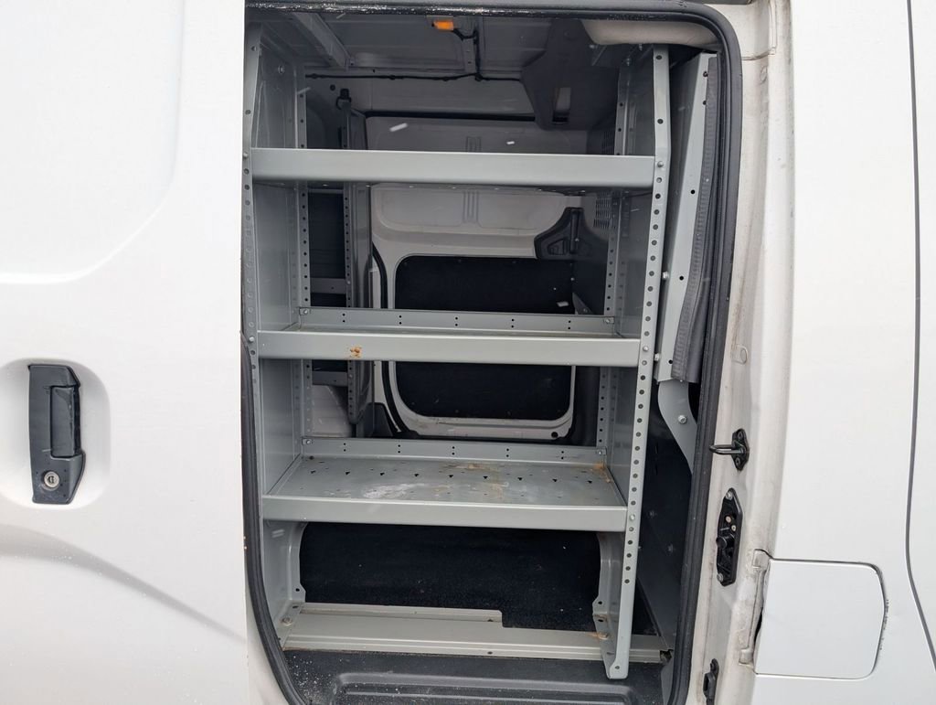 Used 2020 Nissan NV200 SV image 40