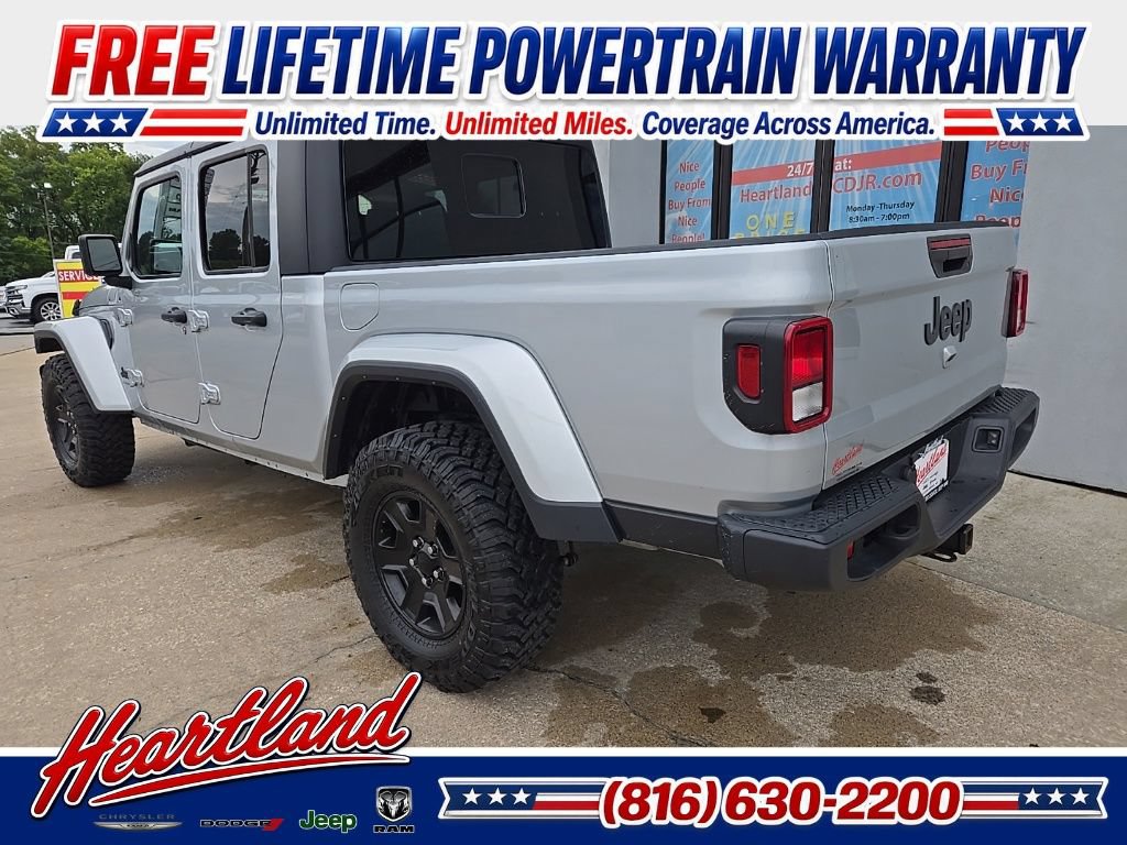 Used 2023 Jeep Gladiator Sport AWD/4WD image 8