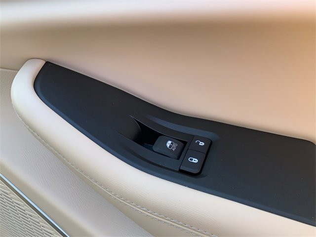 New 2025 Jeep Grand Cherokee Limited w/ Black Appearance Package image 33