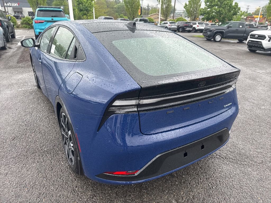 New 2026 Toyota Prius Plug-In Hybrid FWD image 17