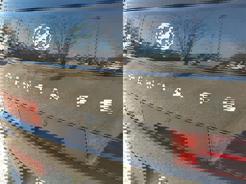 Used 2024 Hyundai Santa Fe SEL image 31