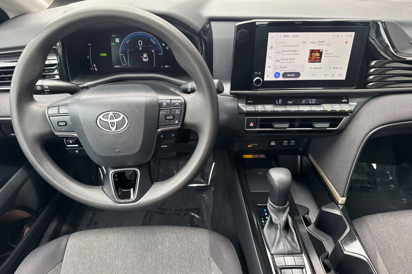 Certified 2025 Toyota Camry LE FWD image 17