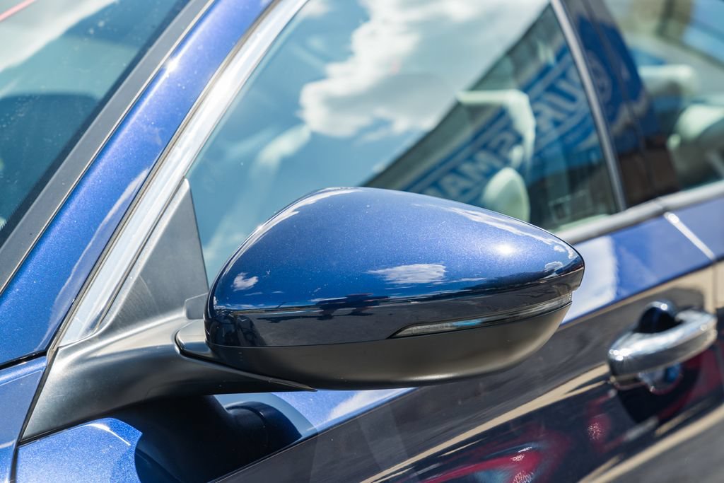 Used 2018 Honda Accord Touring image 15