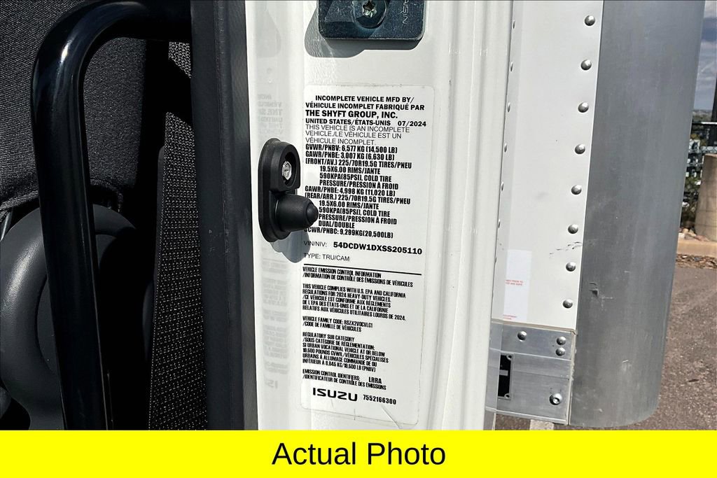 New 2025 Chevrolet Low Cab Forward image 10