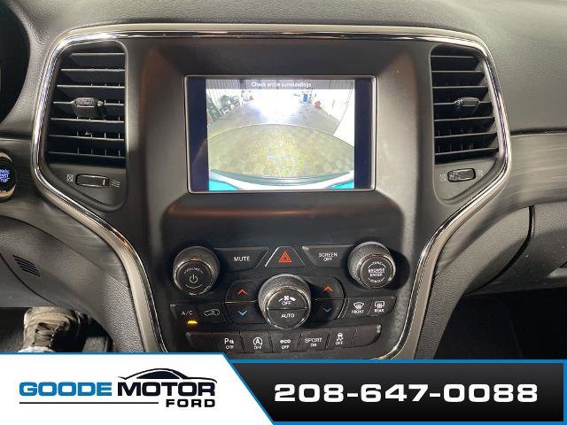 Used 2021 Jeep Grand Cherokee Laredo image 16