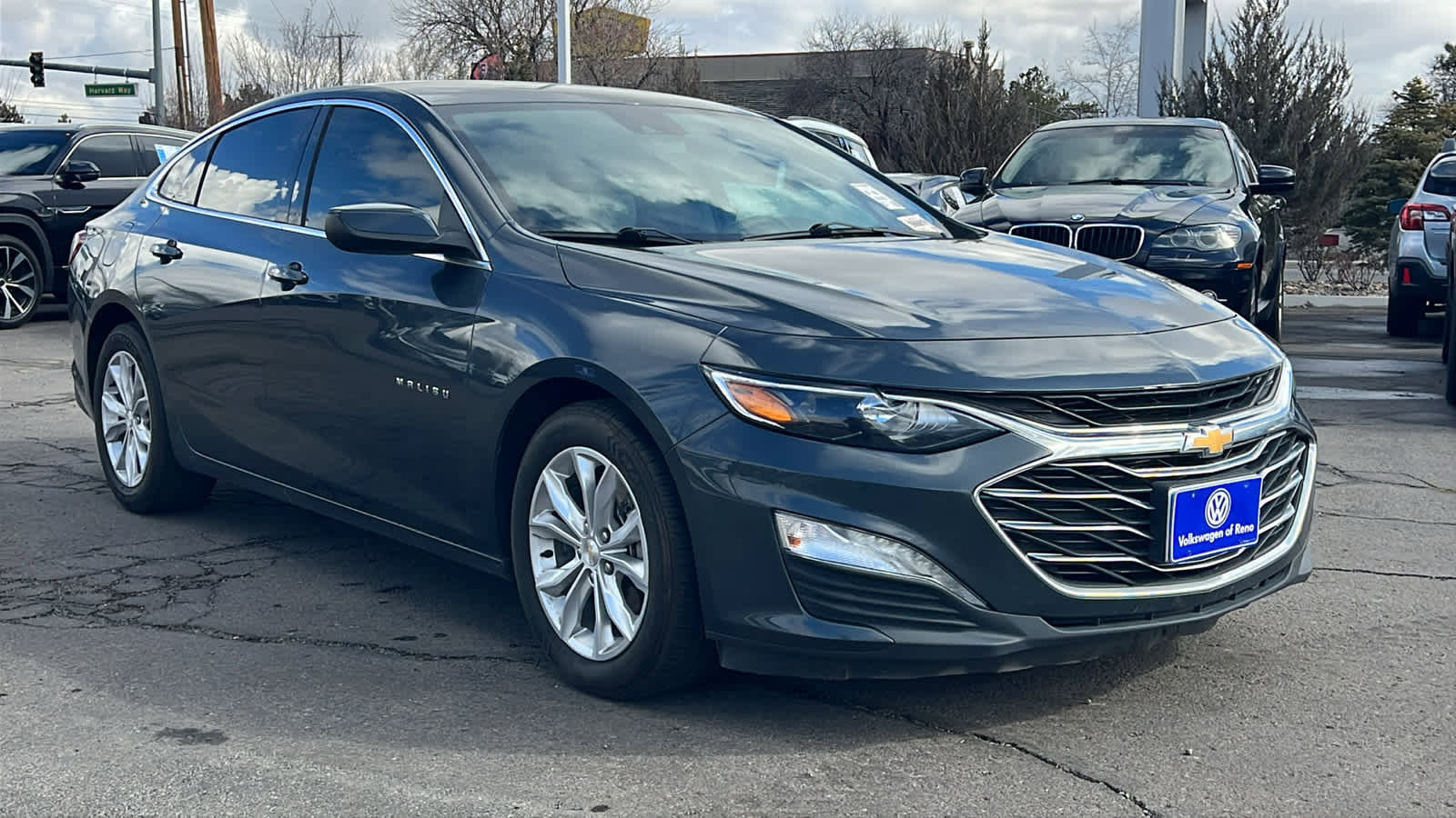 Used 2021 Chevrolet Malibu LT image 3