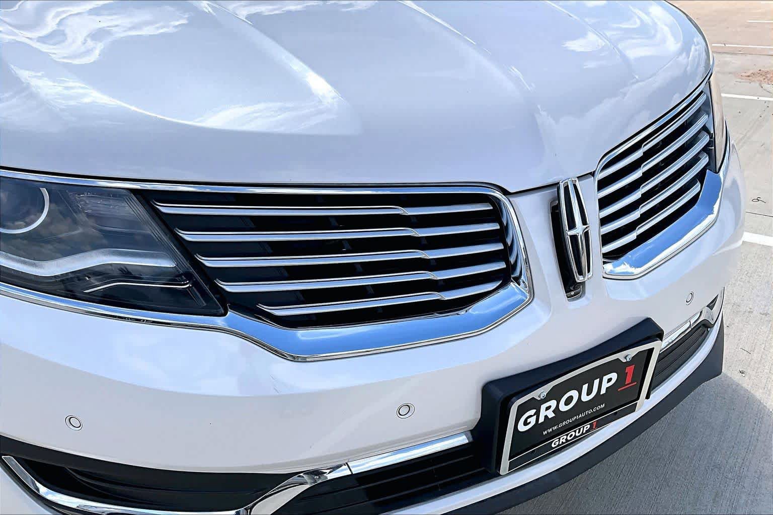 Used 2018 Lincoln MKX Reserve w/ Driver Assistance Package FWD image 29