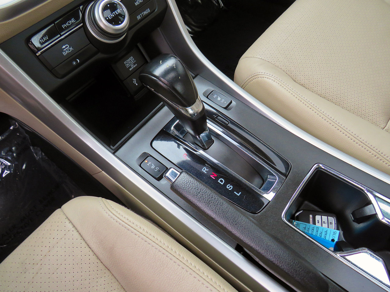 Used 2014 Honda Accord EX-L image 28