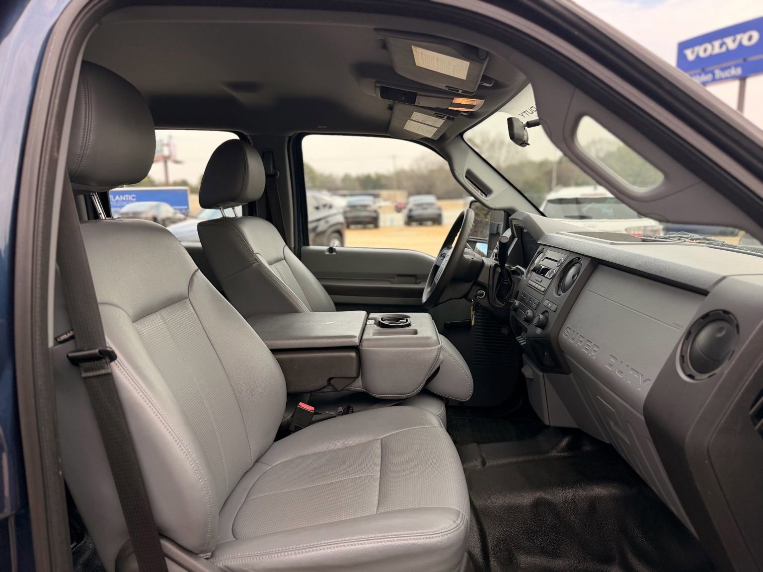 Used 2015 Ford F350 XL w/ Trailer Tow Package image 21