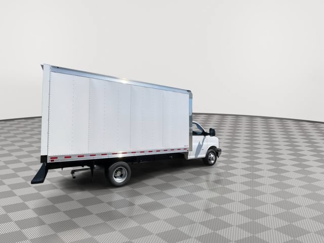 New 2026 Chevrolet Express 3500 w/ Power Convenience Package RWD image 9