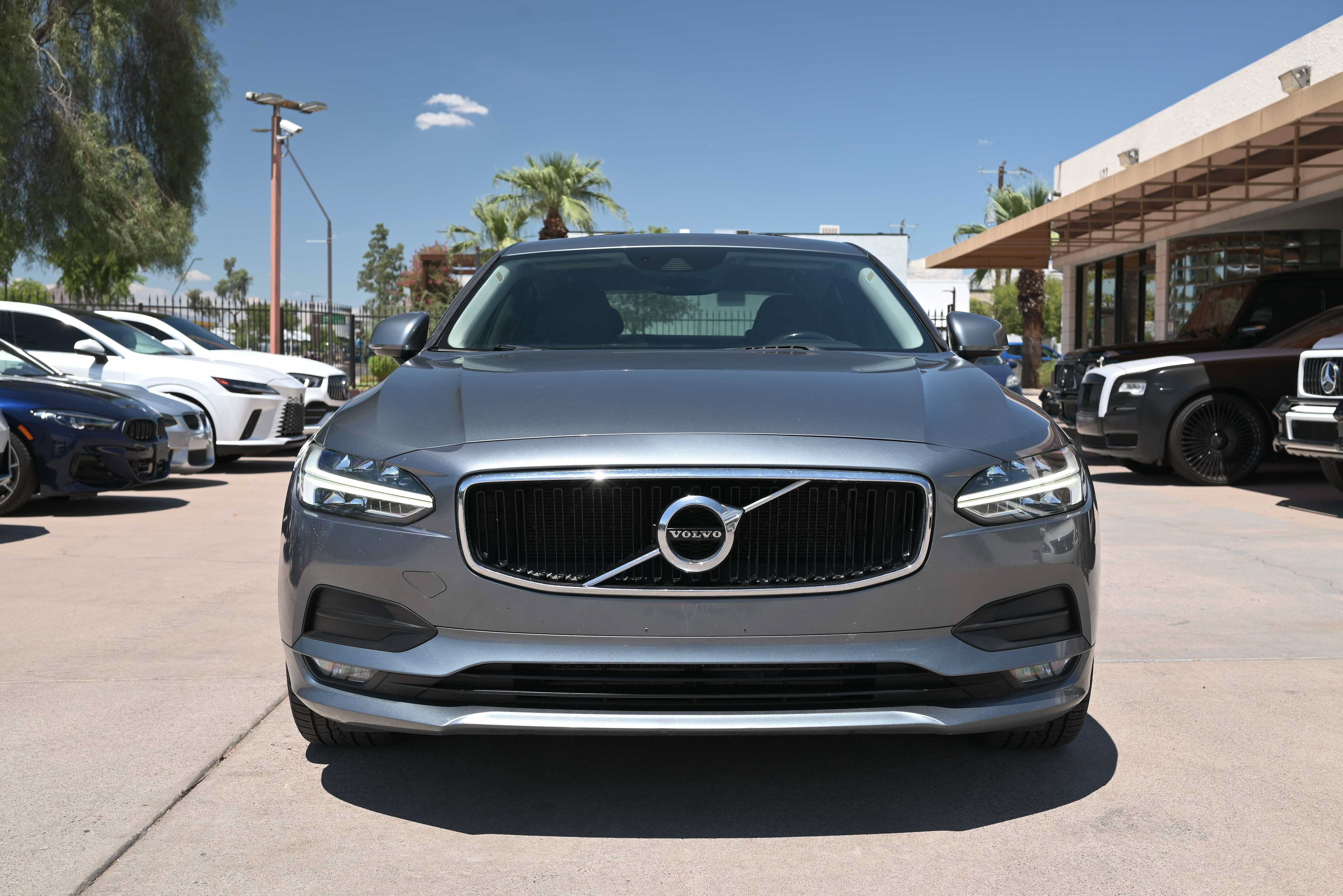Used 2018 Volvo S90 T5 Momentum w/ Protection Package Premier