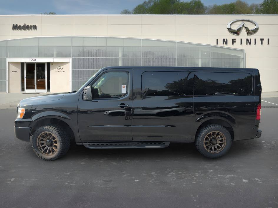 Used 2013 Nissan NV 3500 SL w/ Technology Pkg RWD image 6