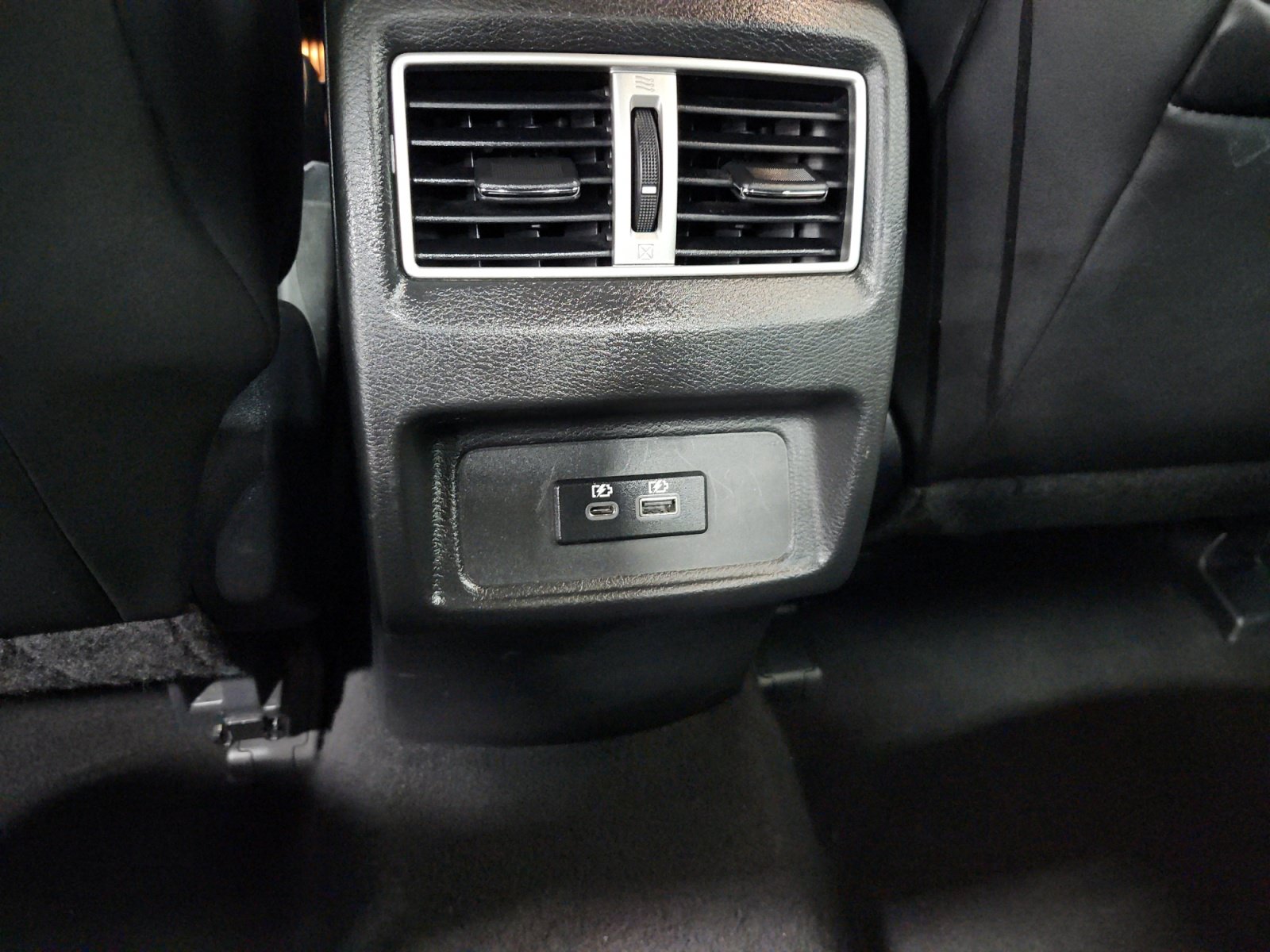 Used 2021 Nissan Maxima SR w/ Sport Mat Group FWD image 13