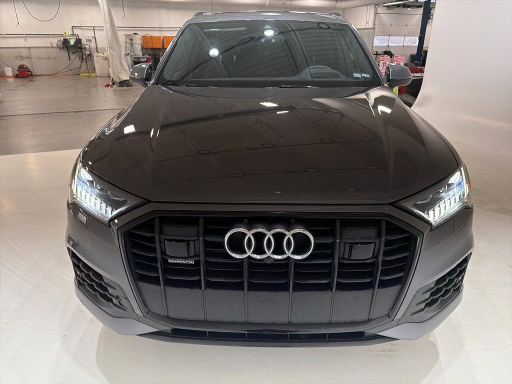 Used 2020 Audi Q7 3.0T Prestige w/ Prestige Package image 6
