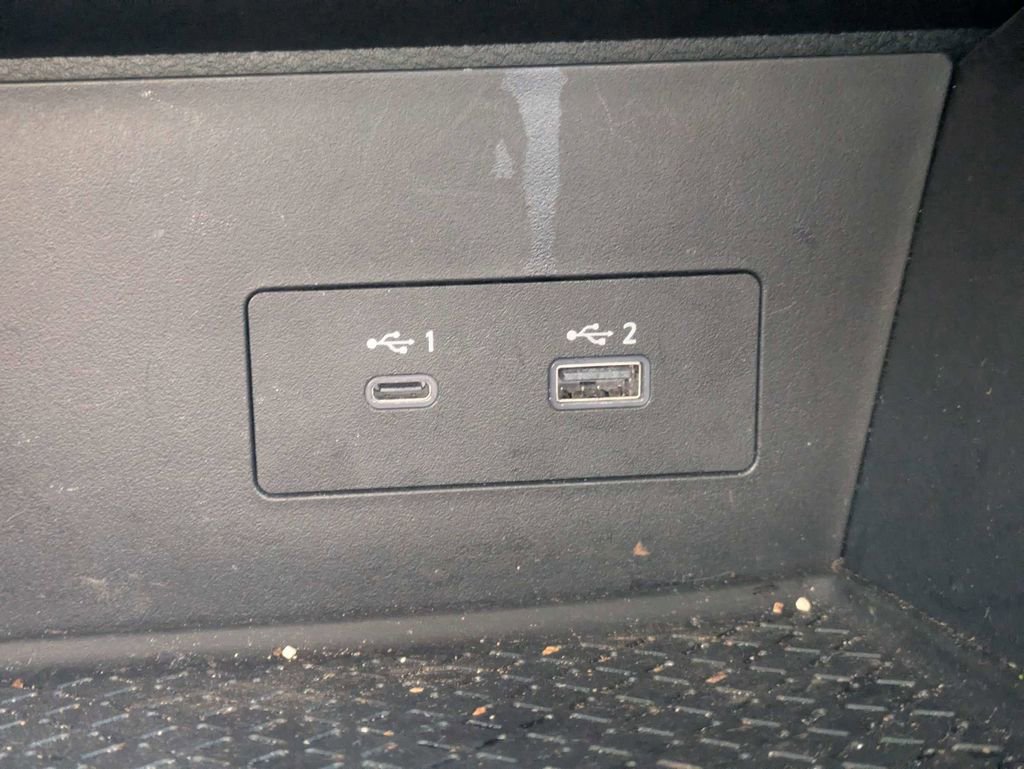 Used 2024 Nissan Pathfinder SV image 22