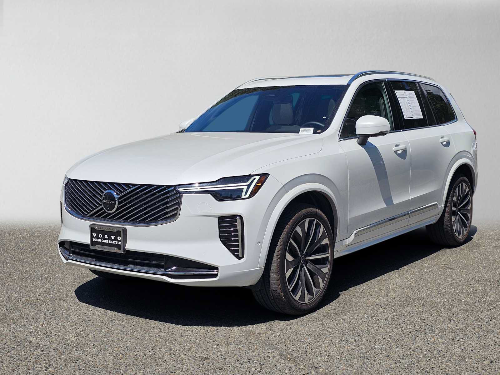 Certified 2026 Volvo XC90 B6 Plus w/ Protection Package Premier AWD/4WD image 7