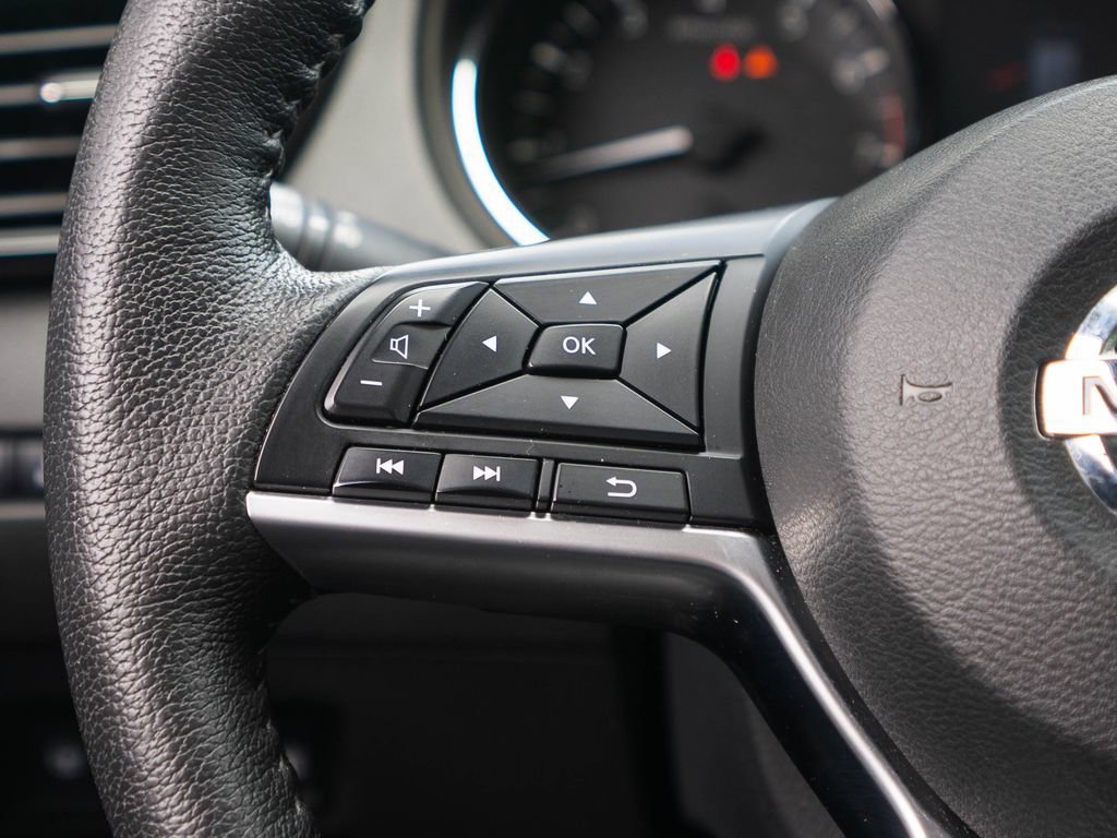 Used 2020 Nissan Rogue SL w/ Premium Package AWD/4WD image 22