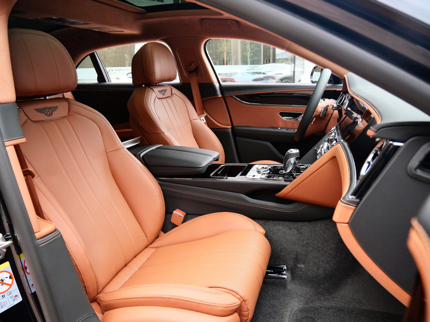 New 2026 Bentley Flying Spur V8 AWD/4WD image 25