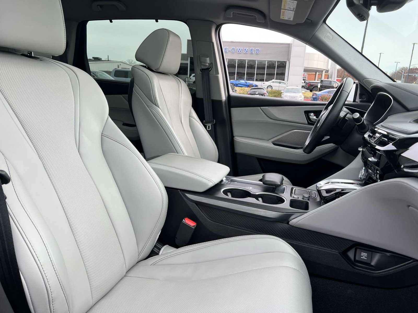 Used 2023 Acura MDX SH-AWD w/ Technology Package image 28