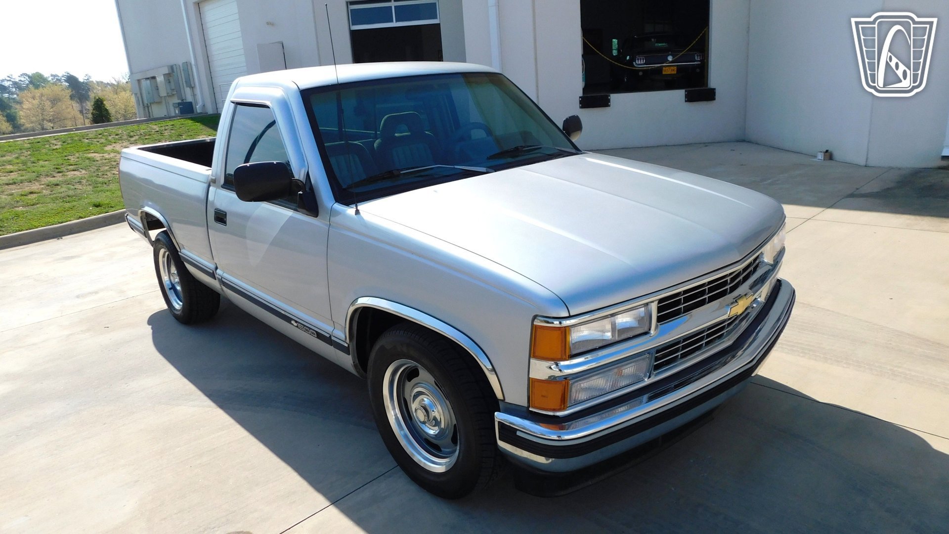 Used 1993 Chevrolet Silverado 1500 2WD Regular Cab image 37