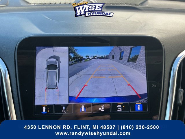 Used 2023 Chevrolet Equinox LT FWD image 3