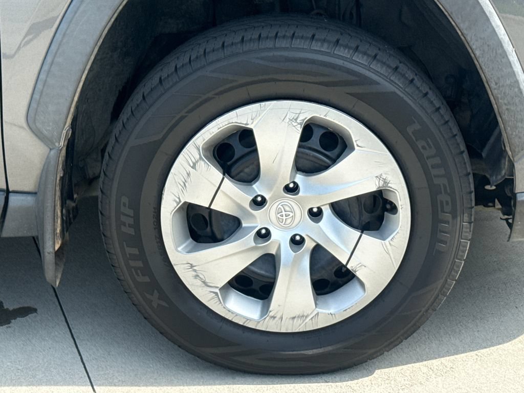 Used 2019 Toyota RAV4 LE w/ All Weather Liner Package AWD/4WD image 11