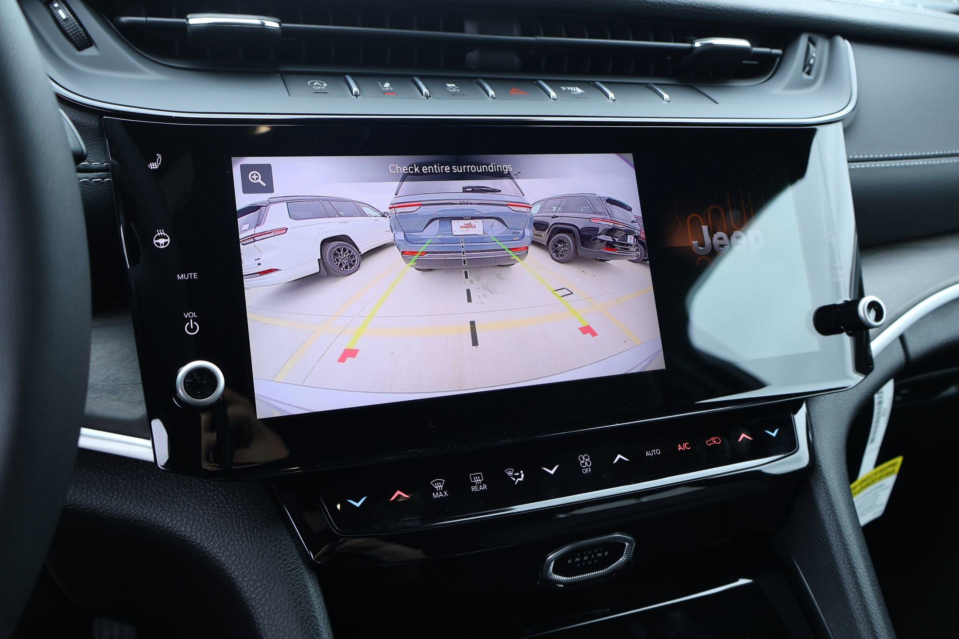 New 2026 Jeep Grand Cherokee Limited AWD/4WD image 6
