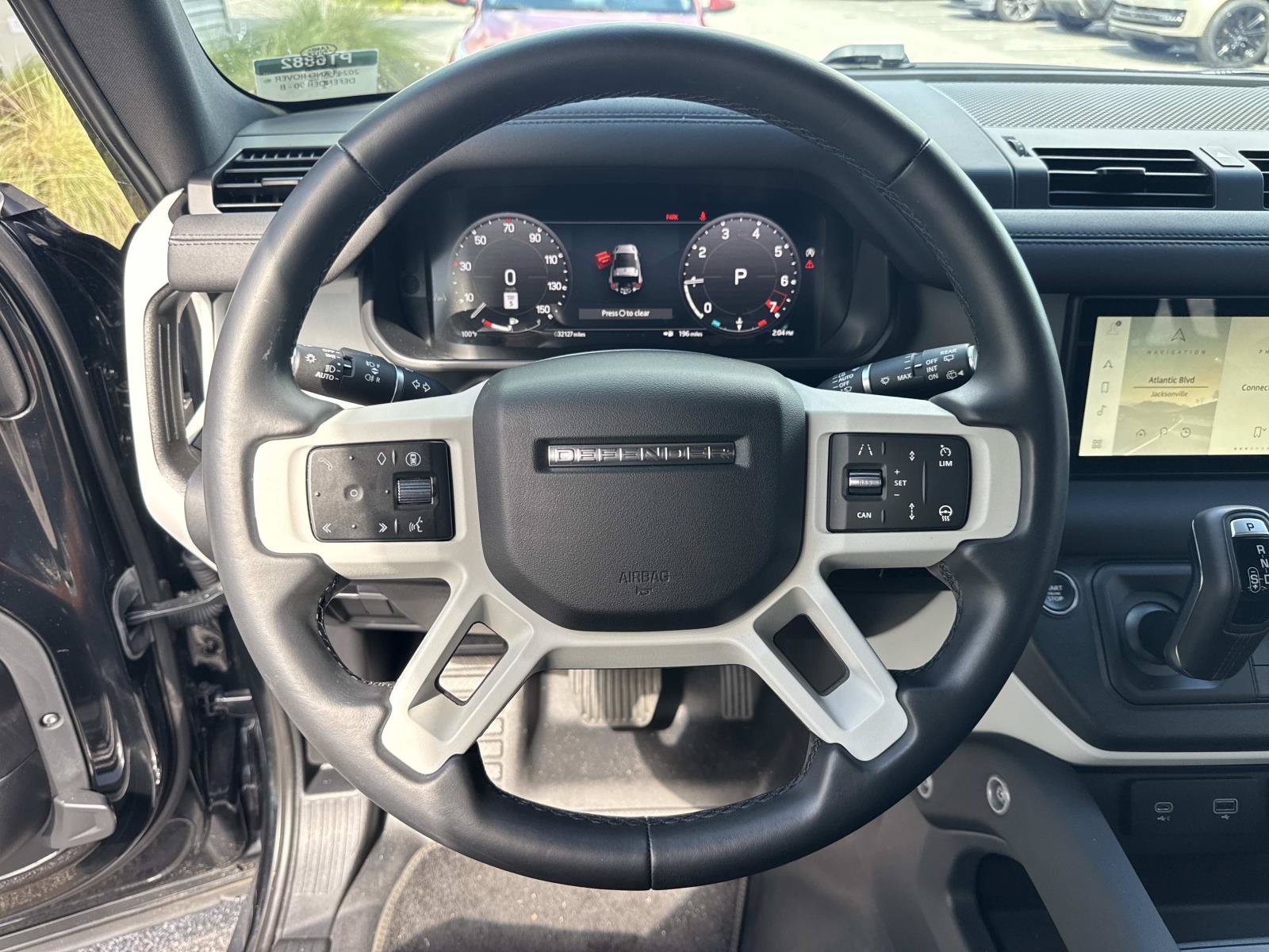 Used 2024 Land Rover Defender 90 S AWD/4WD image 23