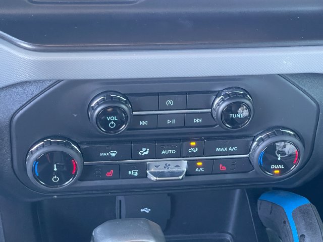 Used 2022 Ford Bronco Black Diamond AWD/4WD image 17