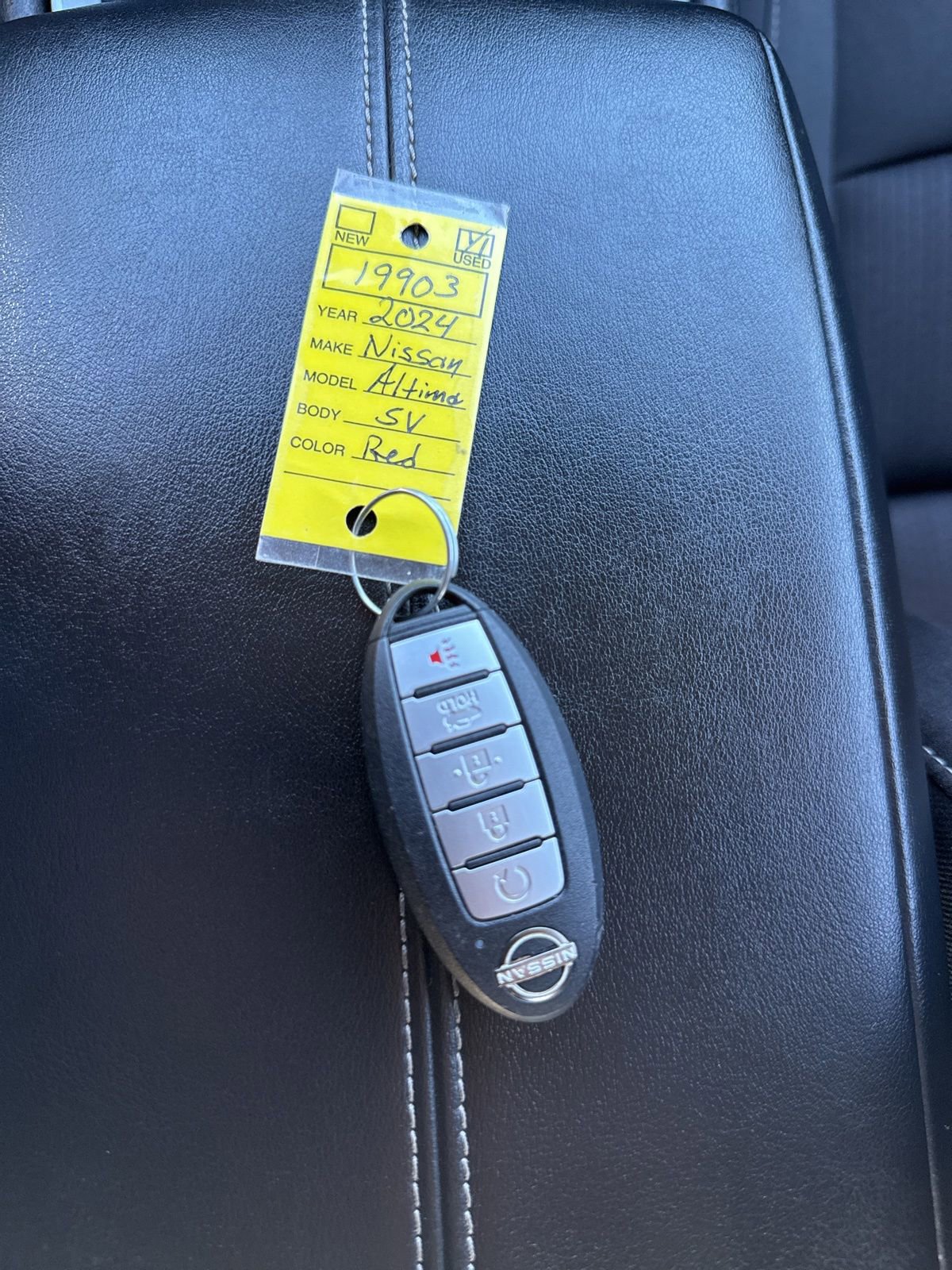 Used 2024 Nissan Altima 2.5 SV image 10