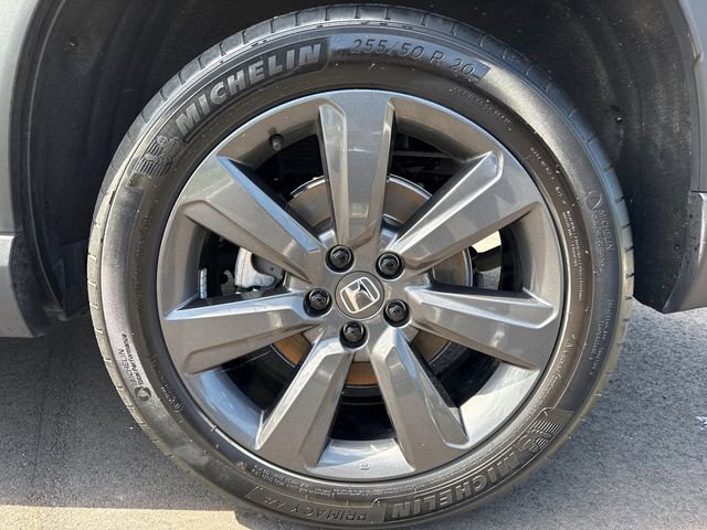 Used 2023 Honda Pilot Sport image 9