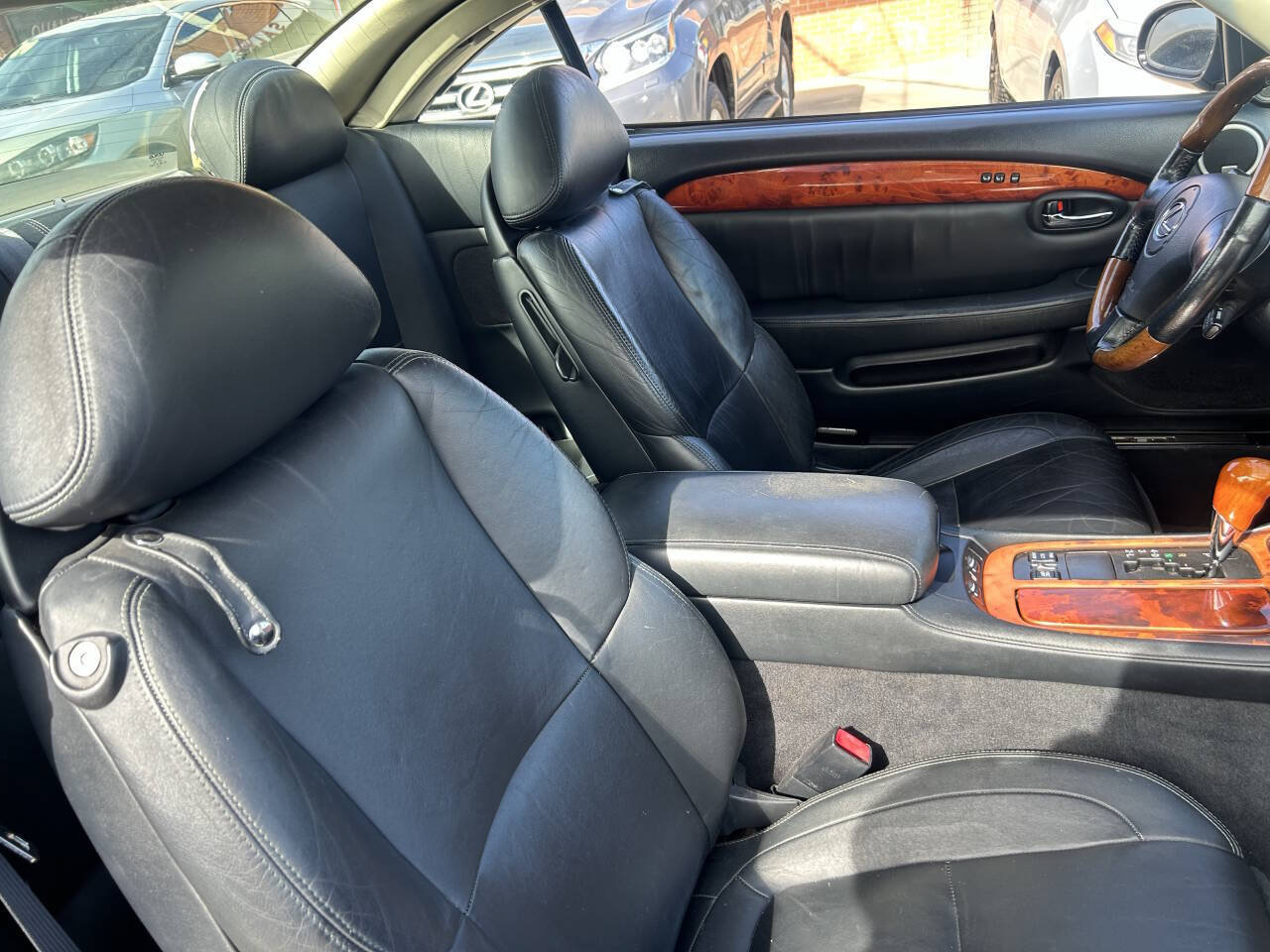 Used 2002 Lexus SC 430 Convertible RWD image 16