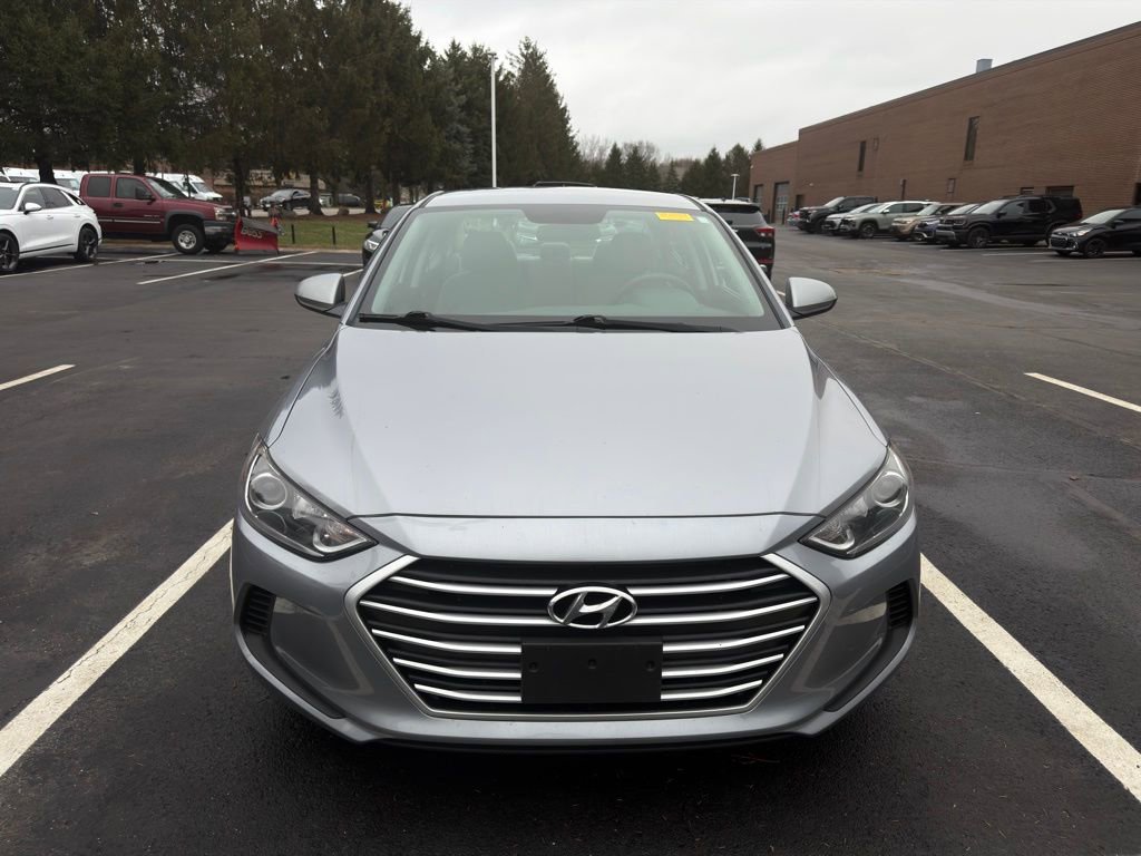 Used 2017 Hyundai Elantra SE image 5