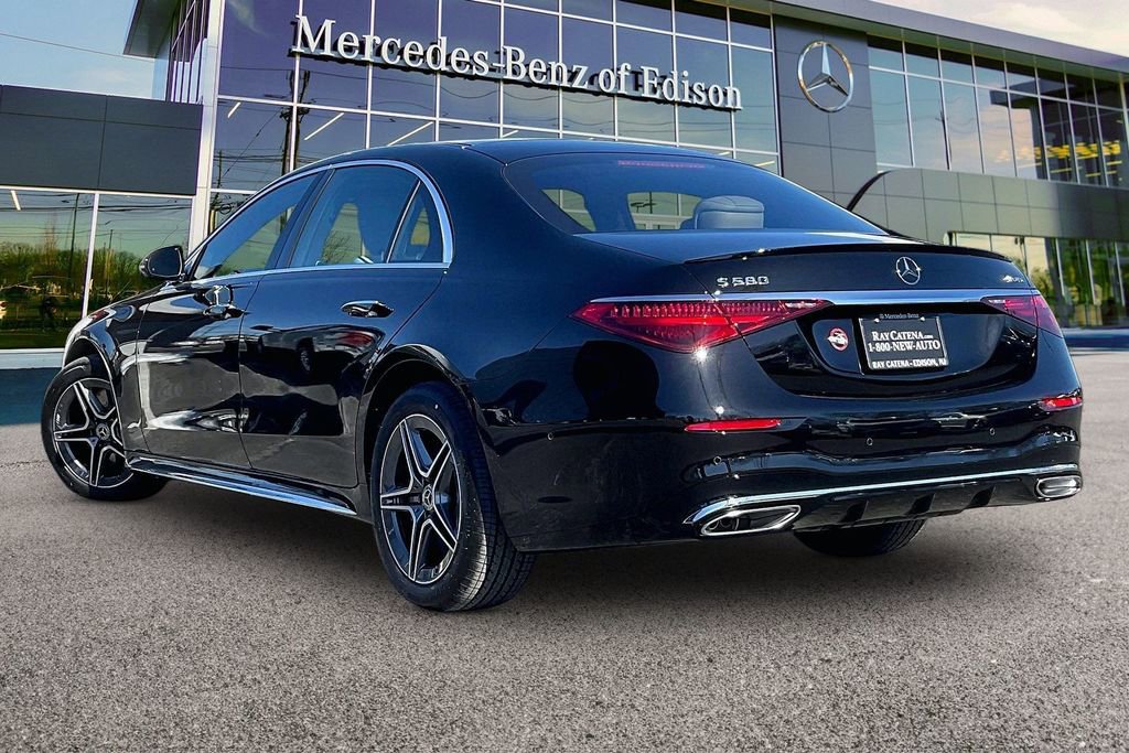 New 2026 Mercedes-Benz S 580 4MATIC Sedan image 3