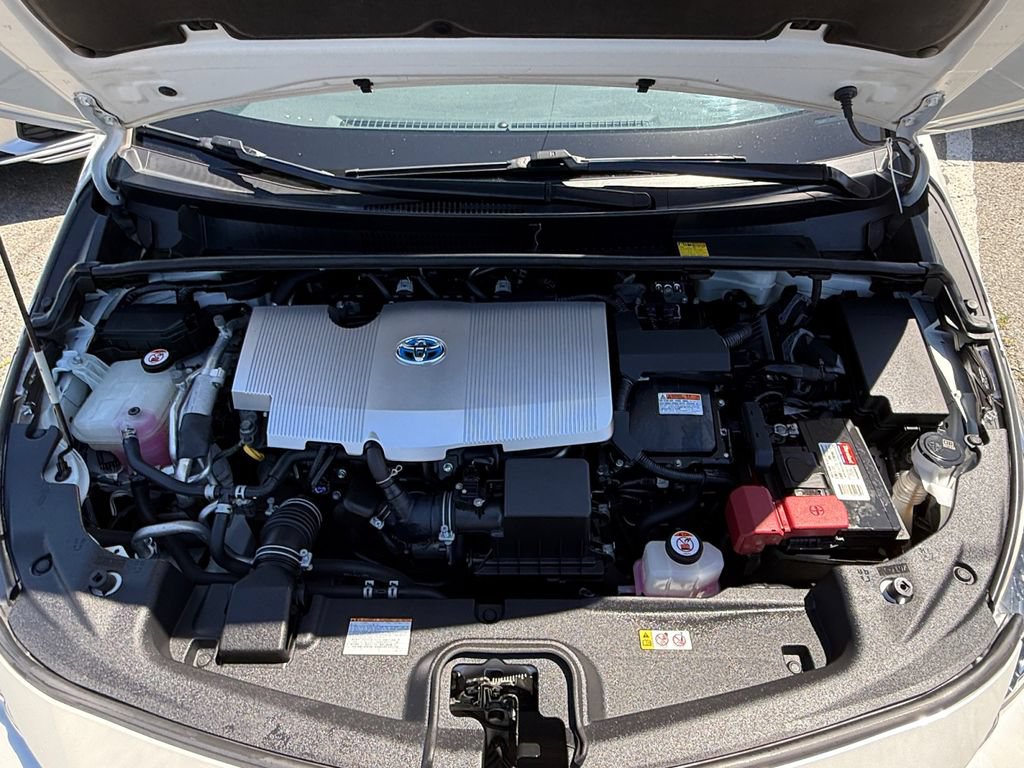 Used 2017 Toyota Prius Prime Premium w/ Carpet Mat Package FWD image 29