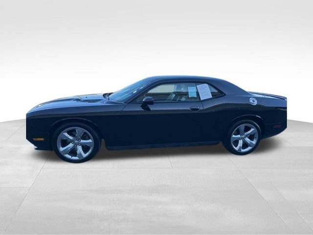 Used 2014 Dodge Challenger R/T RWD image 4