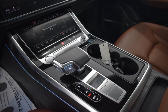 Used 2020 Audi Q8 Prestige AWD/4WD image 14