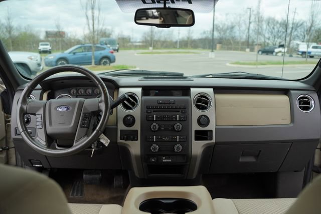 Used 2010 Ford F150 XLT image 23
