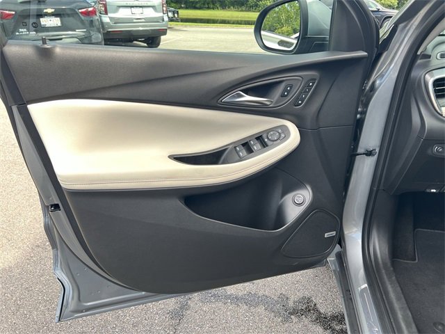 Used 2024 Buick Encore GX Avenir w/ Avenir Convenience Package image 20