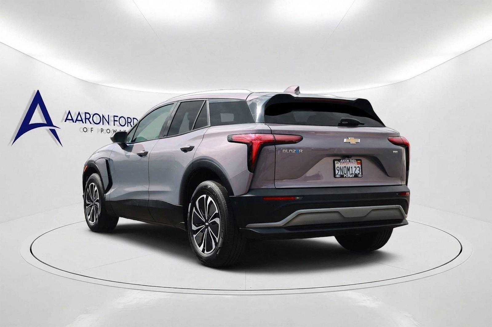 Used 2024 Chevrolet Blazer EV LT AWD/4WD image 7