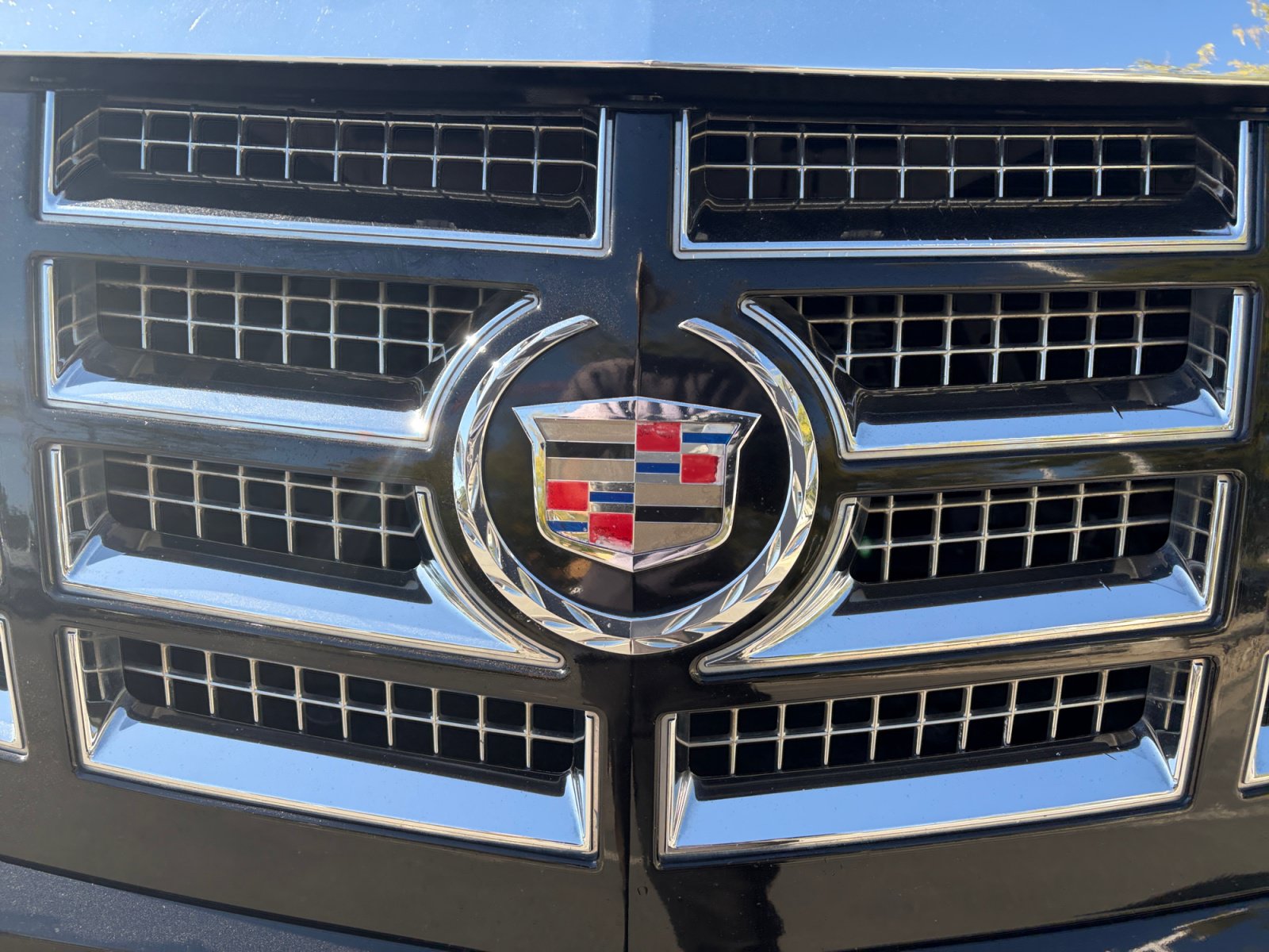 Used 2008 Cadillac Escalade EXT AWD/4WD image 9