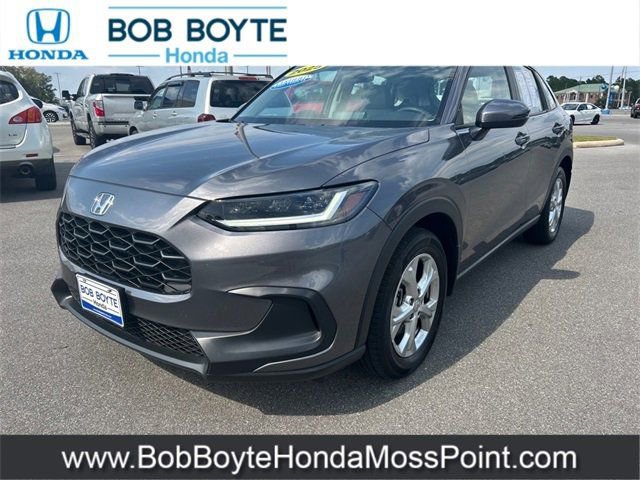 Used 2025 Honda HR-V LX image 2